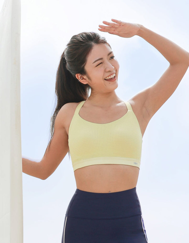 AQUA REmatrixPad™ REwickMax™ Medium Impact Sports Bra Sports Bra Her own words SPORTS