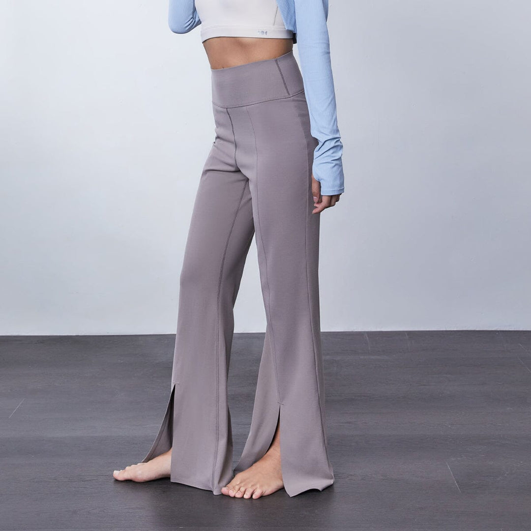 HOW- Effortless Mid-Waist Kick Flare Full length Sports leggings Leggings Her own words SPORTS