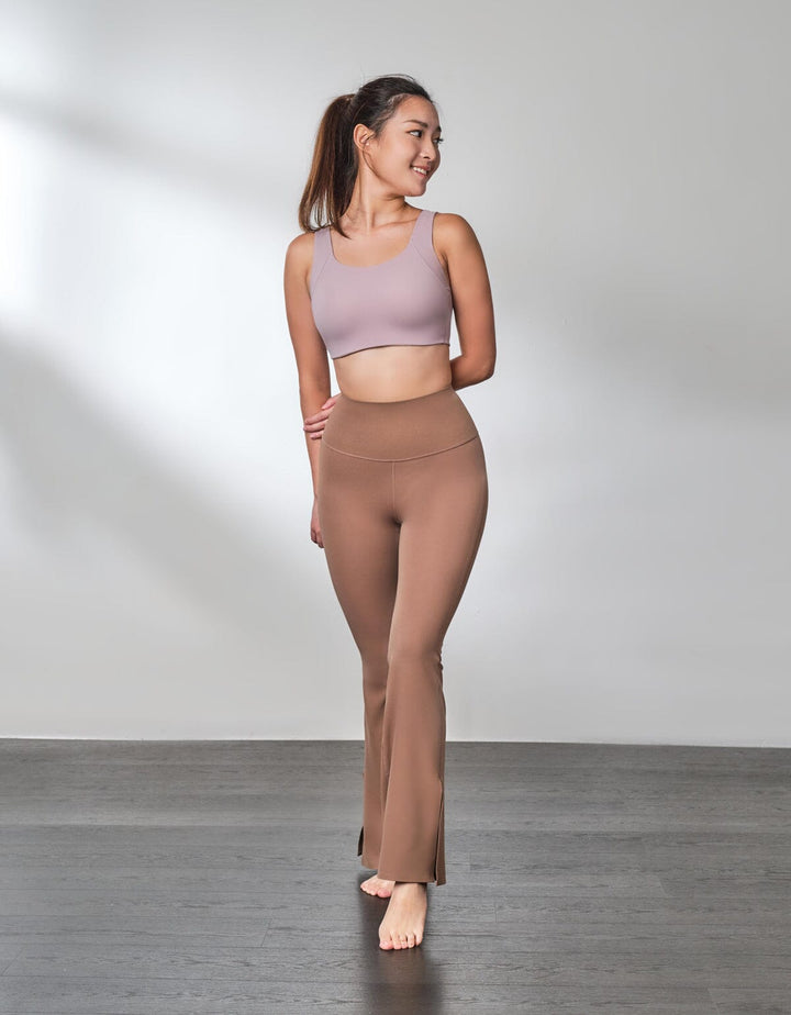 HOW- EFFORTLESS REwickMax™ Medium Impact Yoga Sports Bra Sports Bra Her own words SPORTS