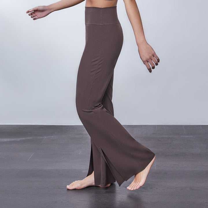 HOW- Effortless Mid-Waist Kick Flare Full length Sports leggings Leggings Her own words SPORTS