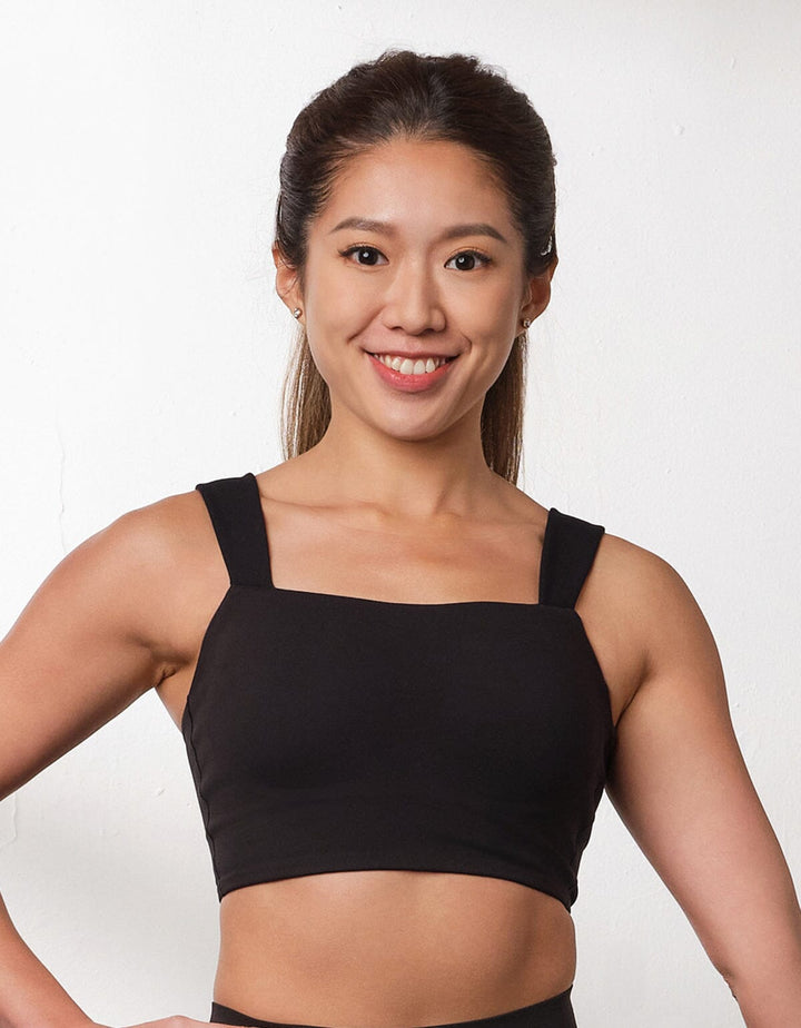 HOW- EFFORTLESS RemarshmallowPad™UV Protection Medium Impact Longline Sports Bra Sports Bra Her own words SPORTS