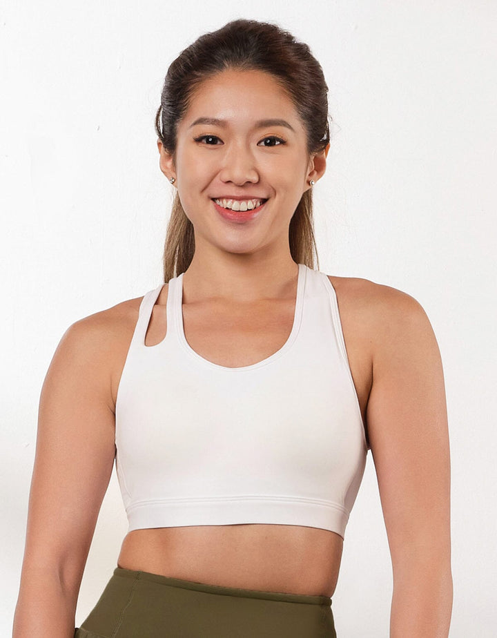 AQUA REmatrixPad™ REwickMax™ Medium Impact Sports Bra Sports Bra Her own words SPORTS