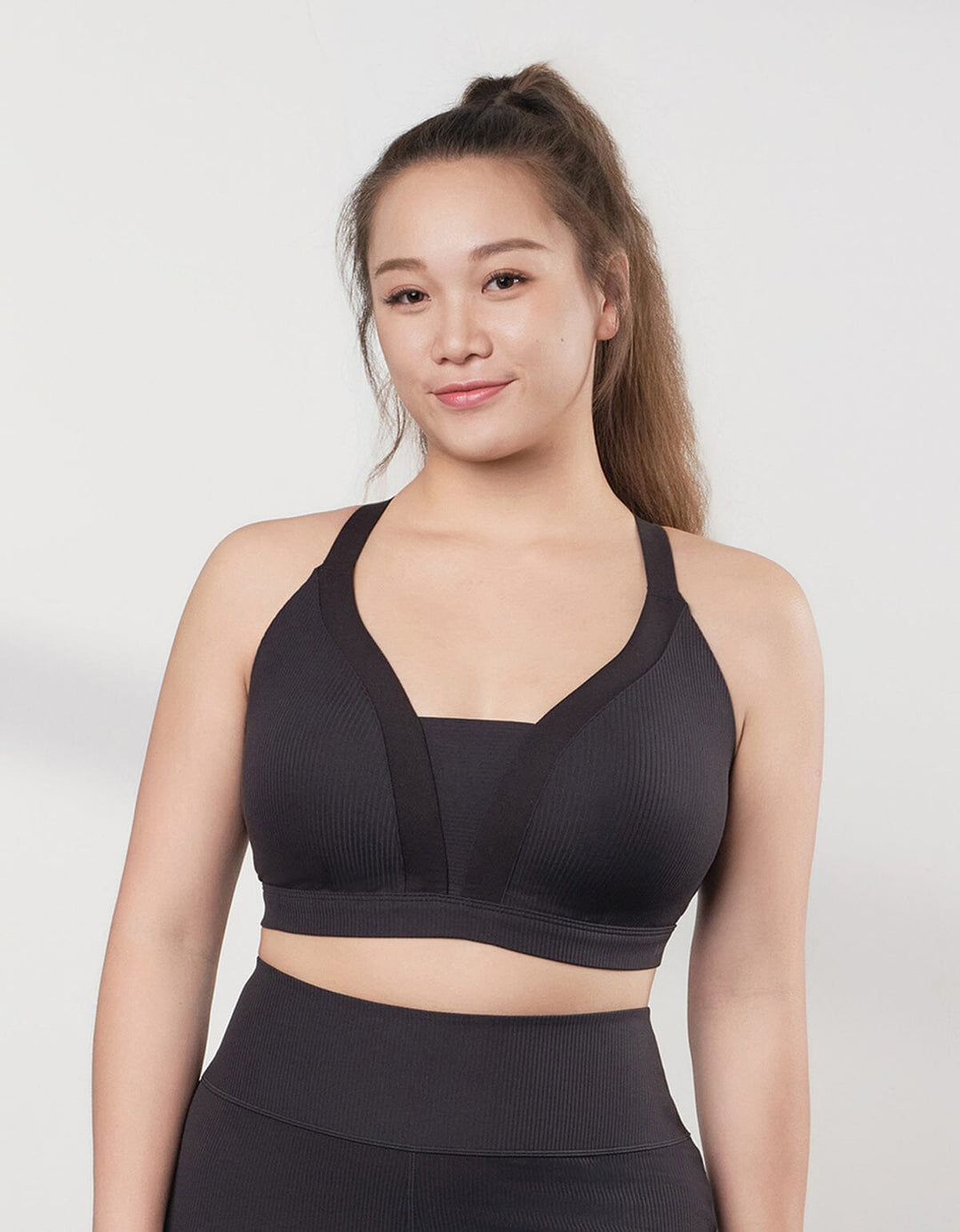 HOW-EFFORTLESS REextraSkin™ Mixed Fabric Triangle Sports Bra Sports Bra Her own words SPORTS
