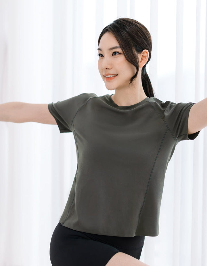 HOW-EFFORTLESS Regular Short Sleeve Short Sleeve Her own words SPORTS 