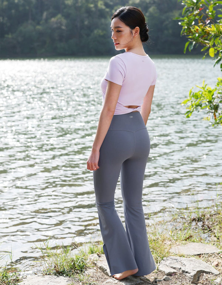 HOW-EFFORTLESS Resiltech™ High Waist Kick Flare Full Length Leggings Flare Her own words SPORTS 