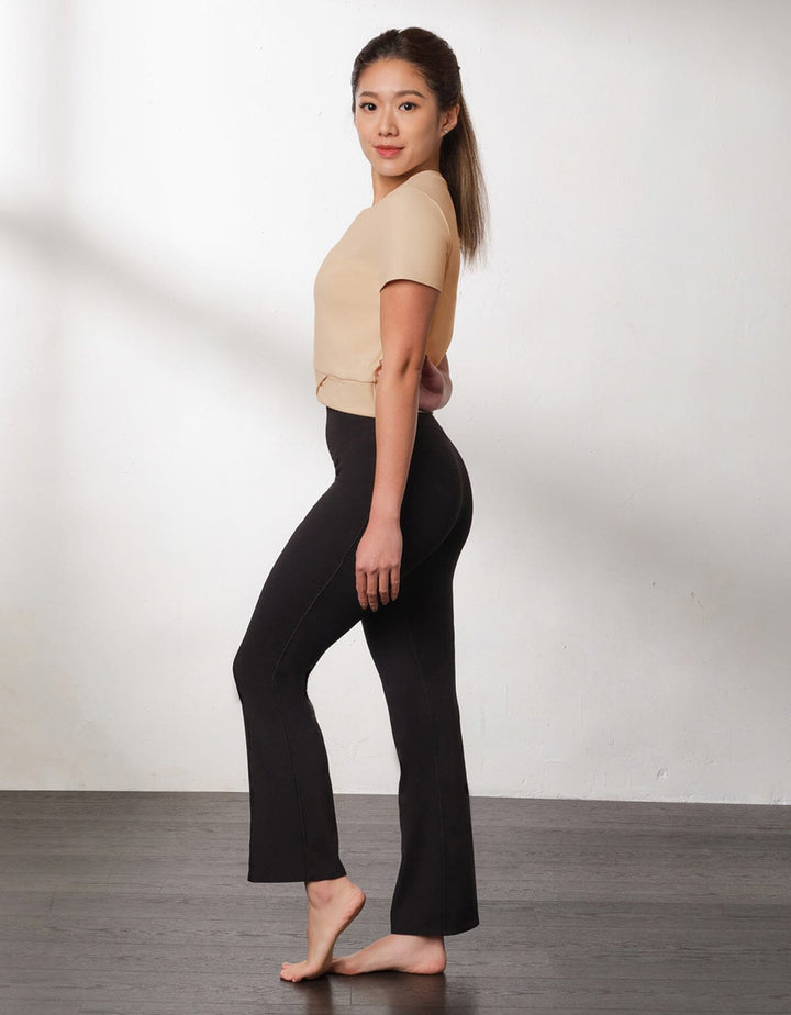 HOW- EFFORTLESS Slim Fit Yoga Short Sleeve Cross Crop Top Tops Her own words SPORTS 