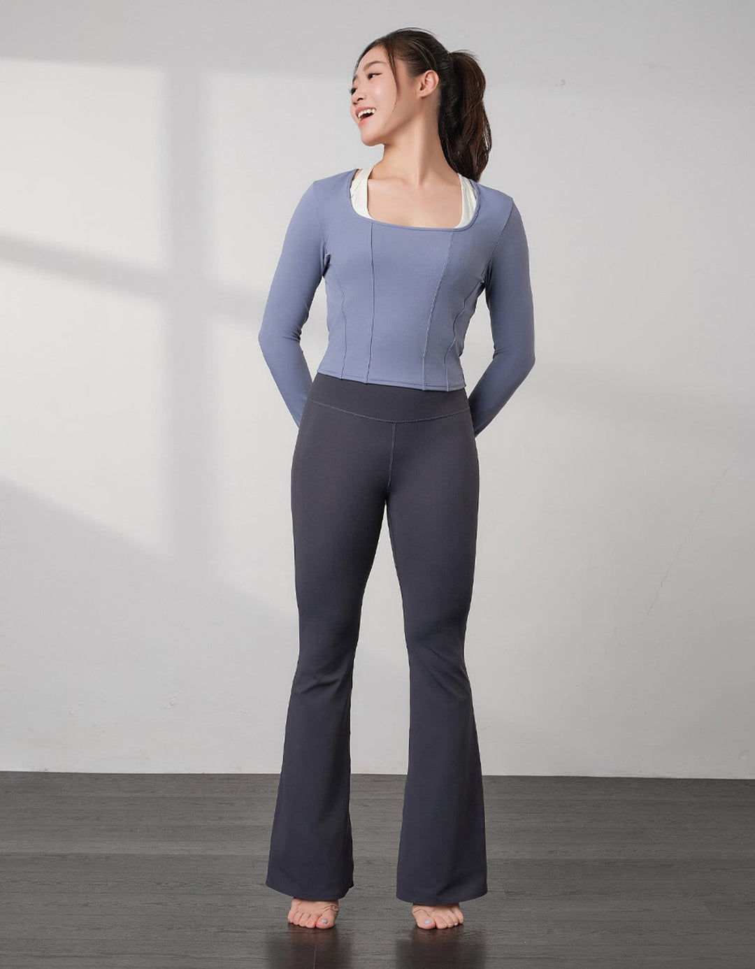 HOW-EFFORTLESS Square Neck Tight Fit Crop Long Sleeve Crop Top Her own words SPORTS 