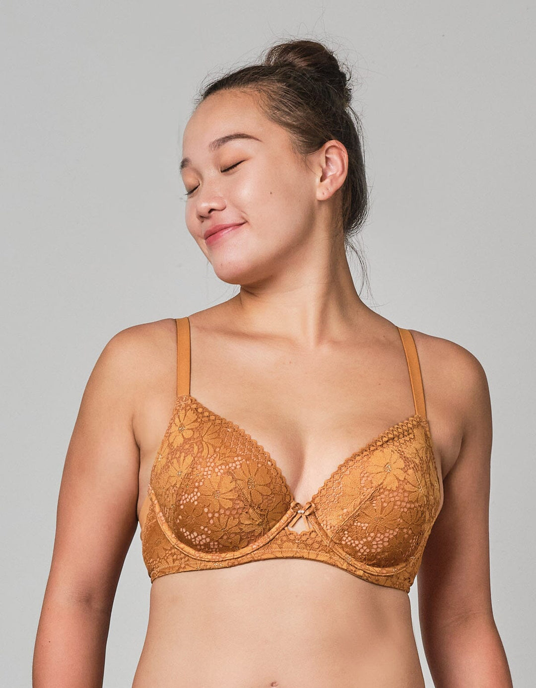 STYLIST RemarshmallowPad? Soft Touch Lightly Lined Lace Bra Bra Her own words 