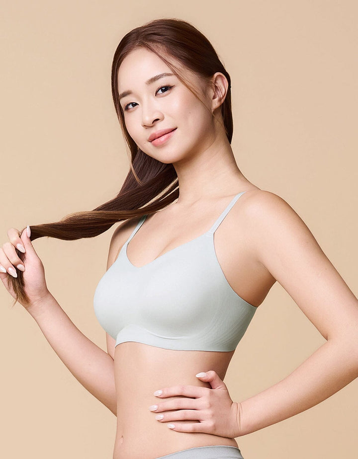 INVISIBLE Light Push Up Bralette Bra Her own words New High Rise XS (70A-B) 
