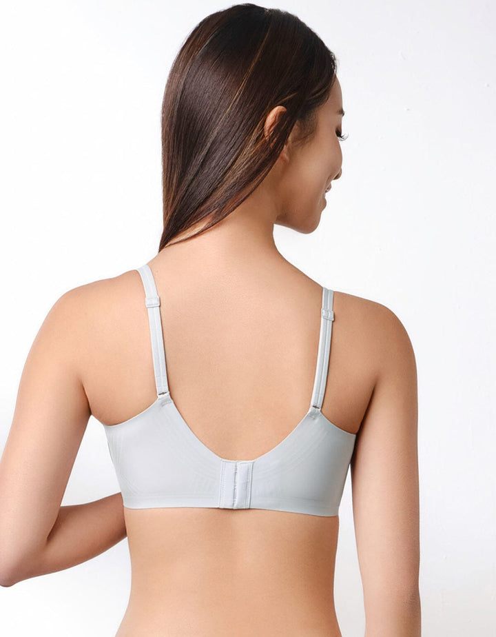 AIRY REwickMax™ & REsiltech™ Deep V Light Push Up W-Wired Bra Bra Her own words 