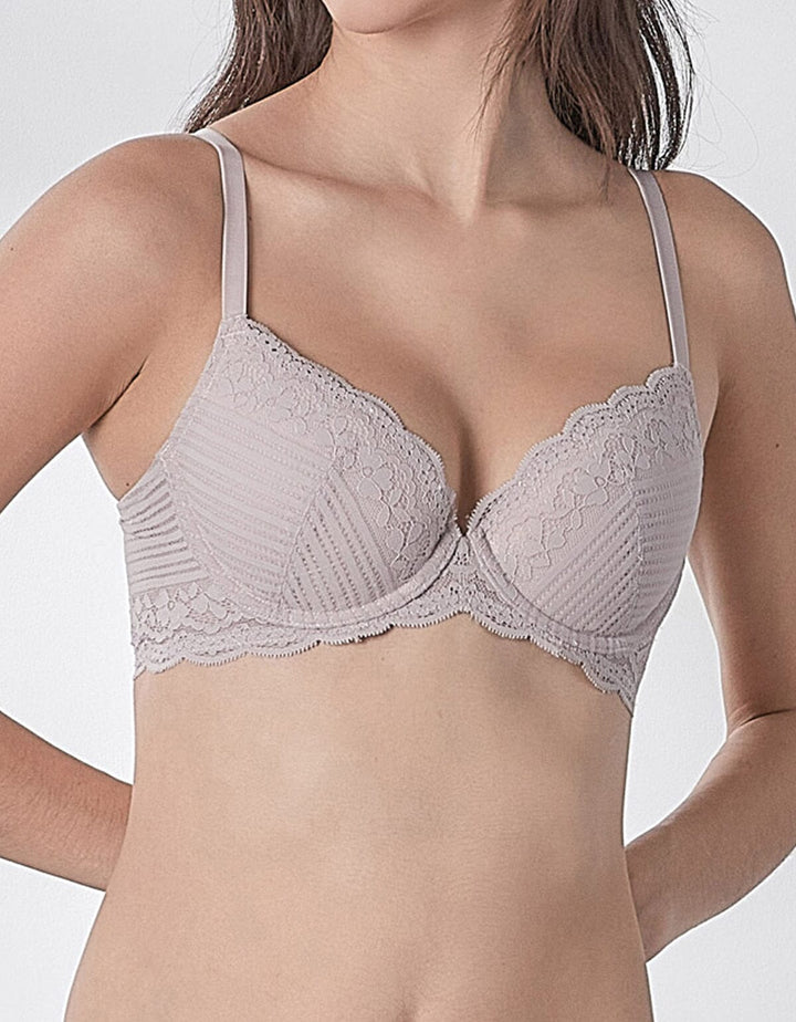 AIRY Spacer Cooling Lightly Lined Lace Bra Bra Her own words 