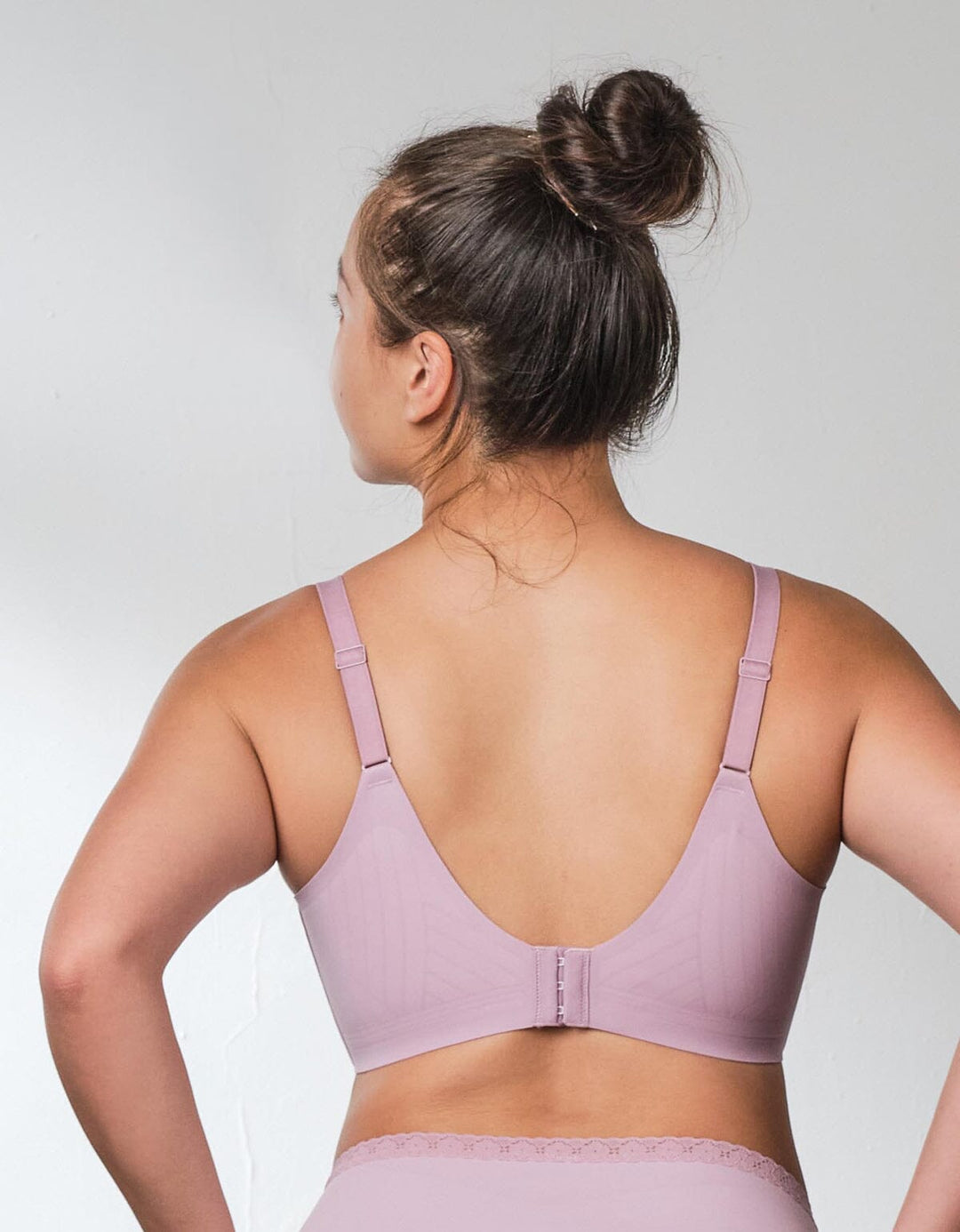 SOLUTION Mega Easy Fit REsiltech™ Wing Non Wired Lightly Lined Full Coverage Bra Bra Her own words 