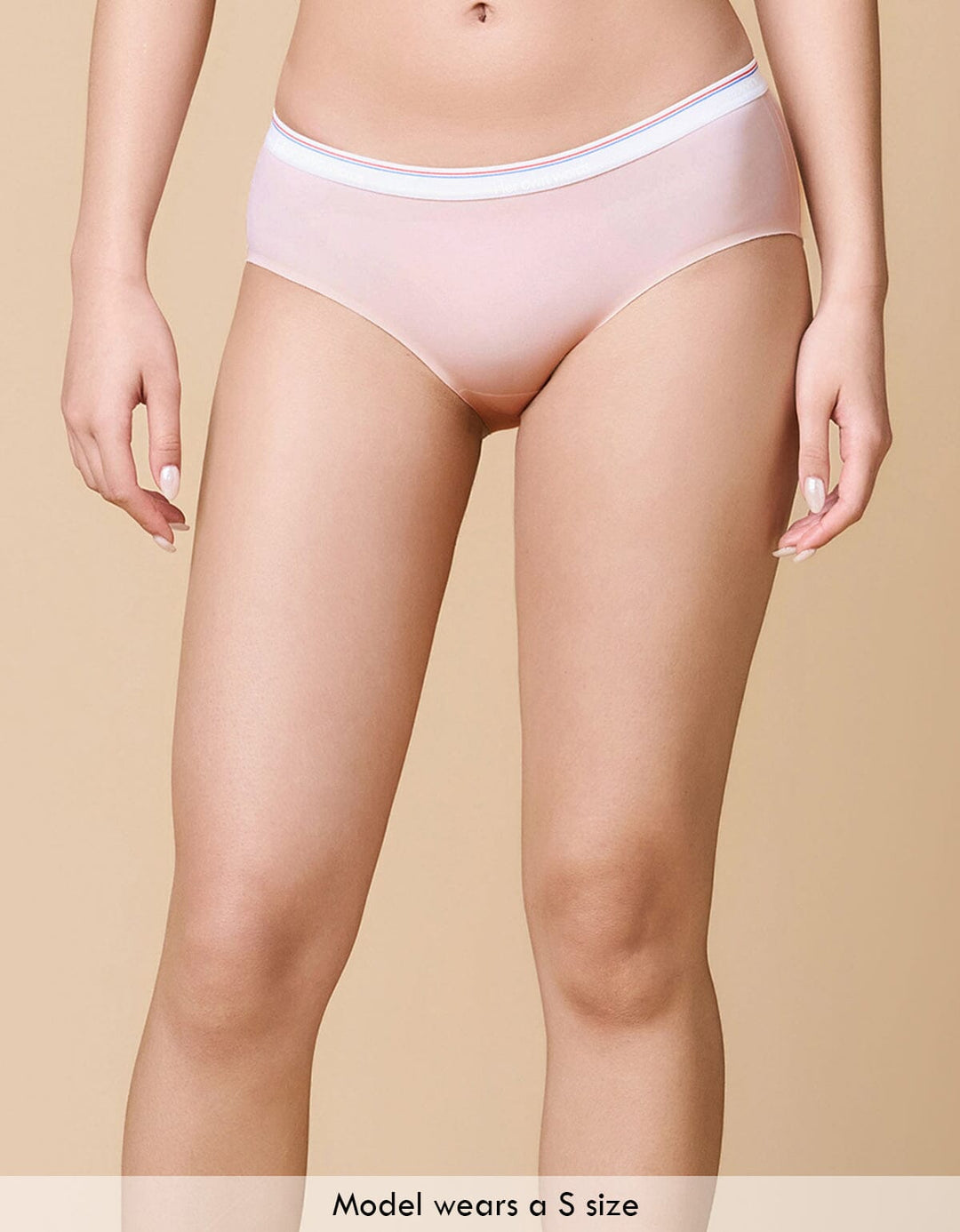 SMOOTHING Logo Contrast Hipster Panty Hipster Her own words 