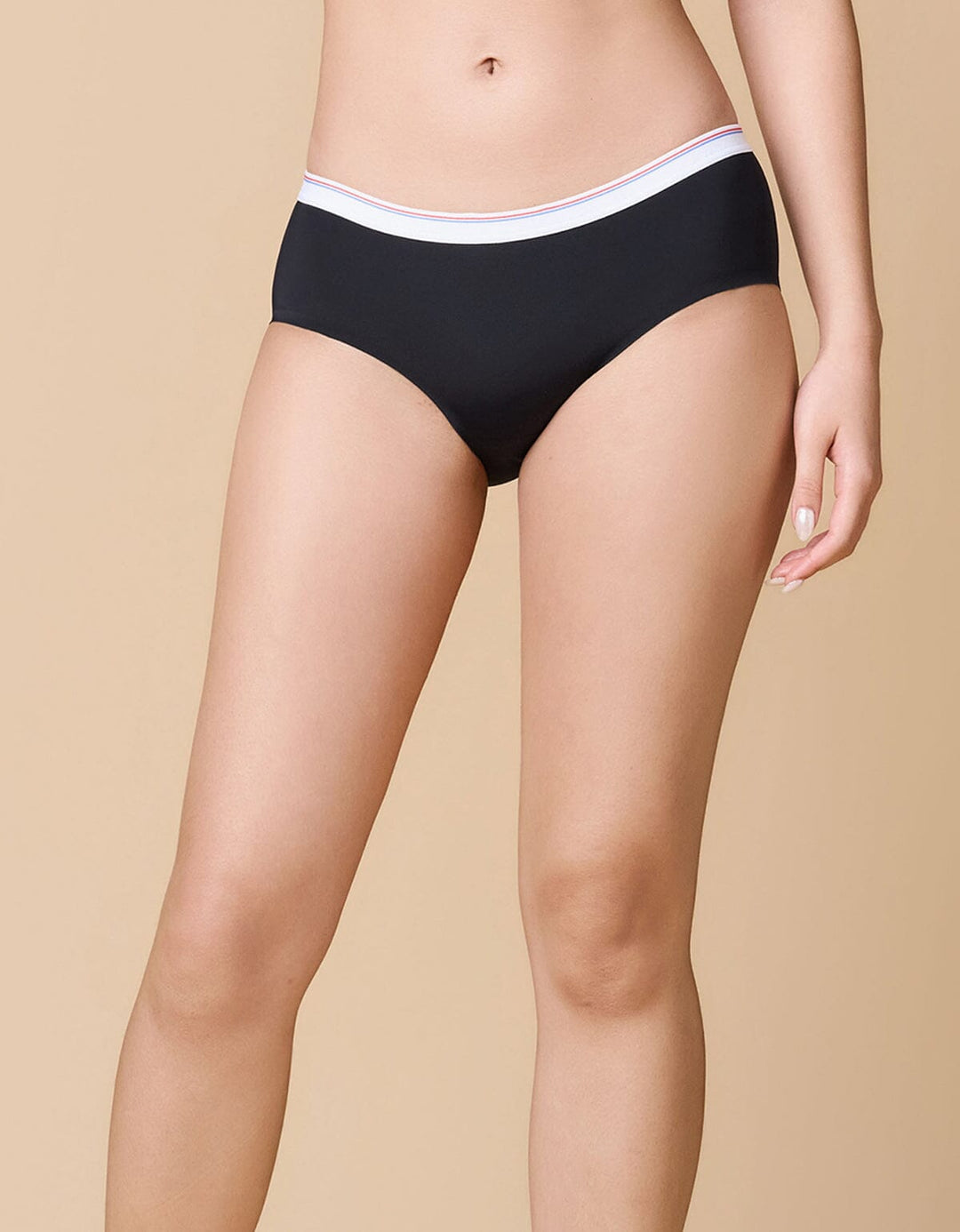 SMOOTHING Logo Contrast Hipster Panty Hipster Her own words 
