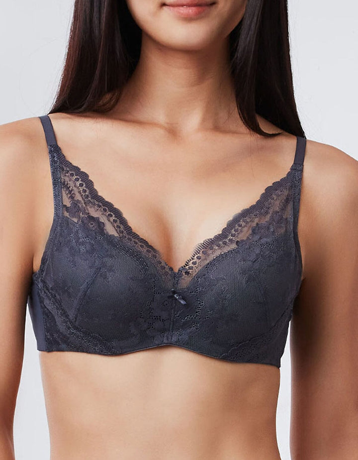 SUSTAINABLE REherbafoam™ Plunge Push Up Lace Bra Bra Her own words 