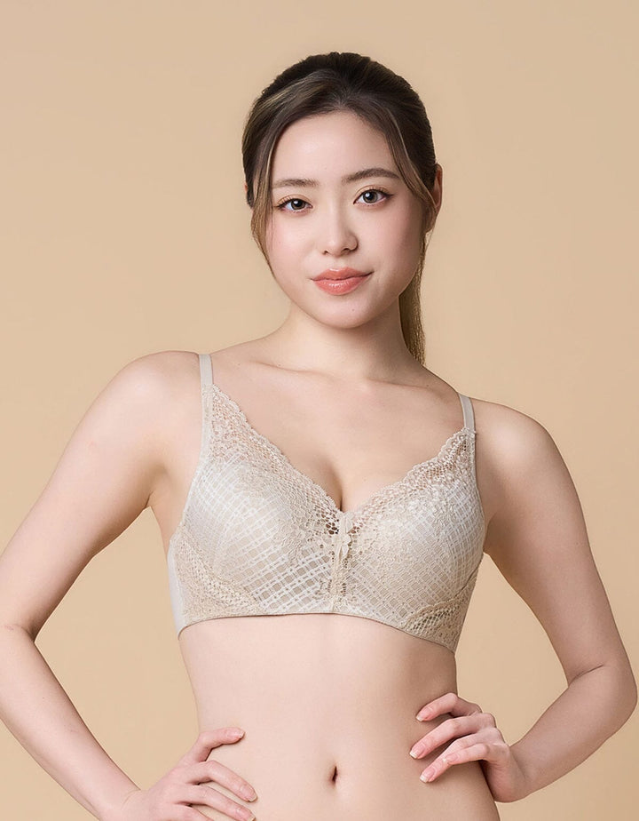 SUSTAINABLE Plunge Push Up Lace Bra Bra Her own words 