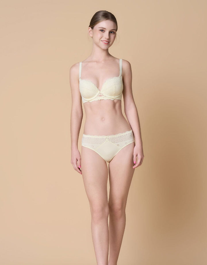 STYLIST Lightly Lined Lace Bra Bra Her own words 