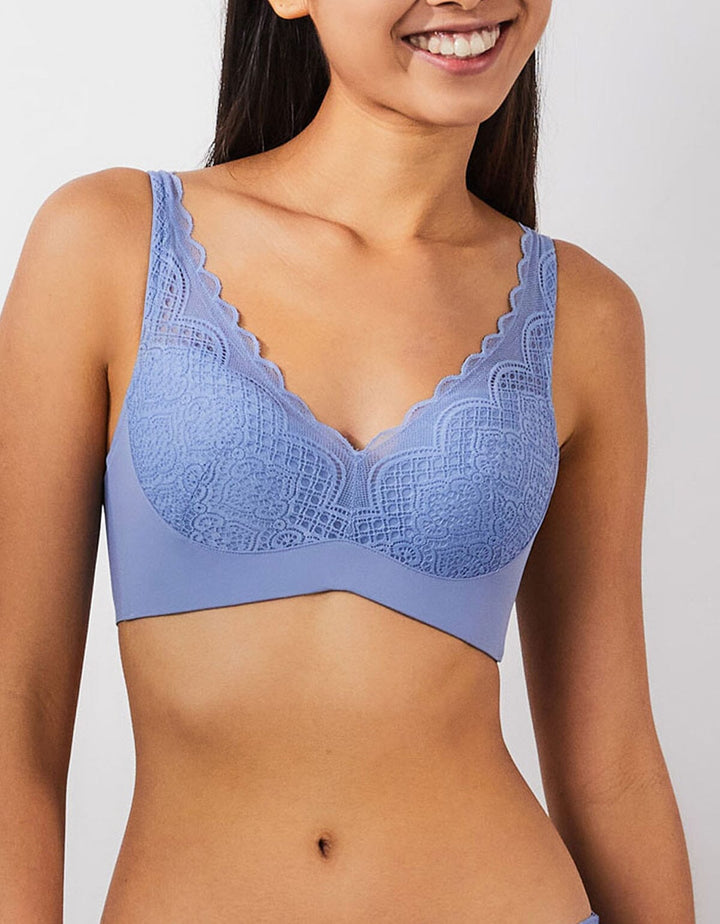 SOLUTION Max Free Plunge W-shape Support Non Wired Lace Bra Bra Her own words 