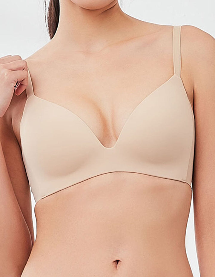 SOLUTION Airy REmatrixpad™ REsiltech™ Wing Non Wired Bra Bra Her own words 