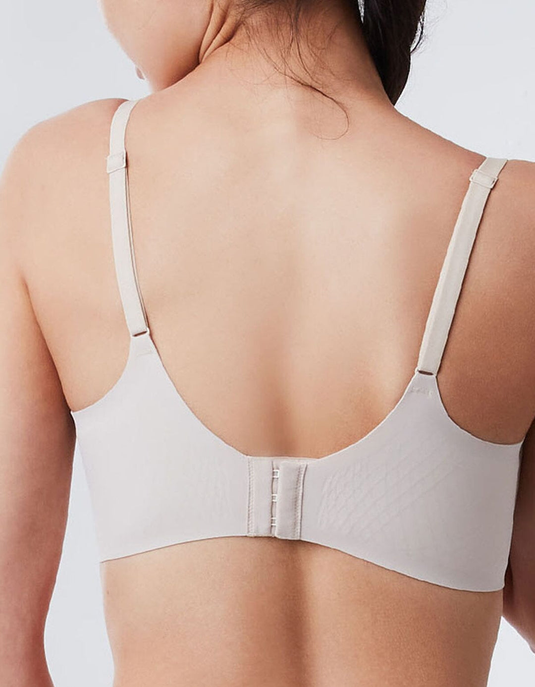 SOLUTION Plus W-Shape Support REsiltech™ Wing Non Wired Lace Bra Bra Her own words Pumice Stone 70B 