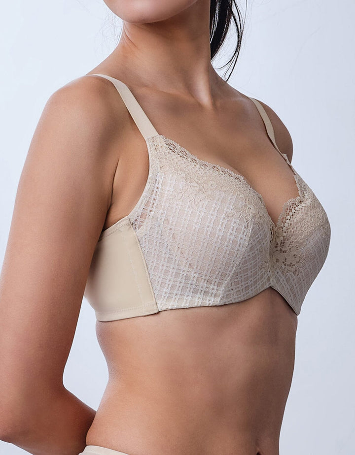 SUSTAINABLE REherbafoam™ Slim-cut Cushioned Sling Push Up Lace Bra Bra Her own words Oyster Gray 70B 