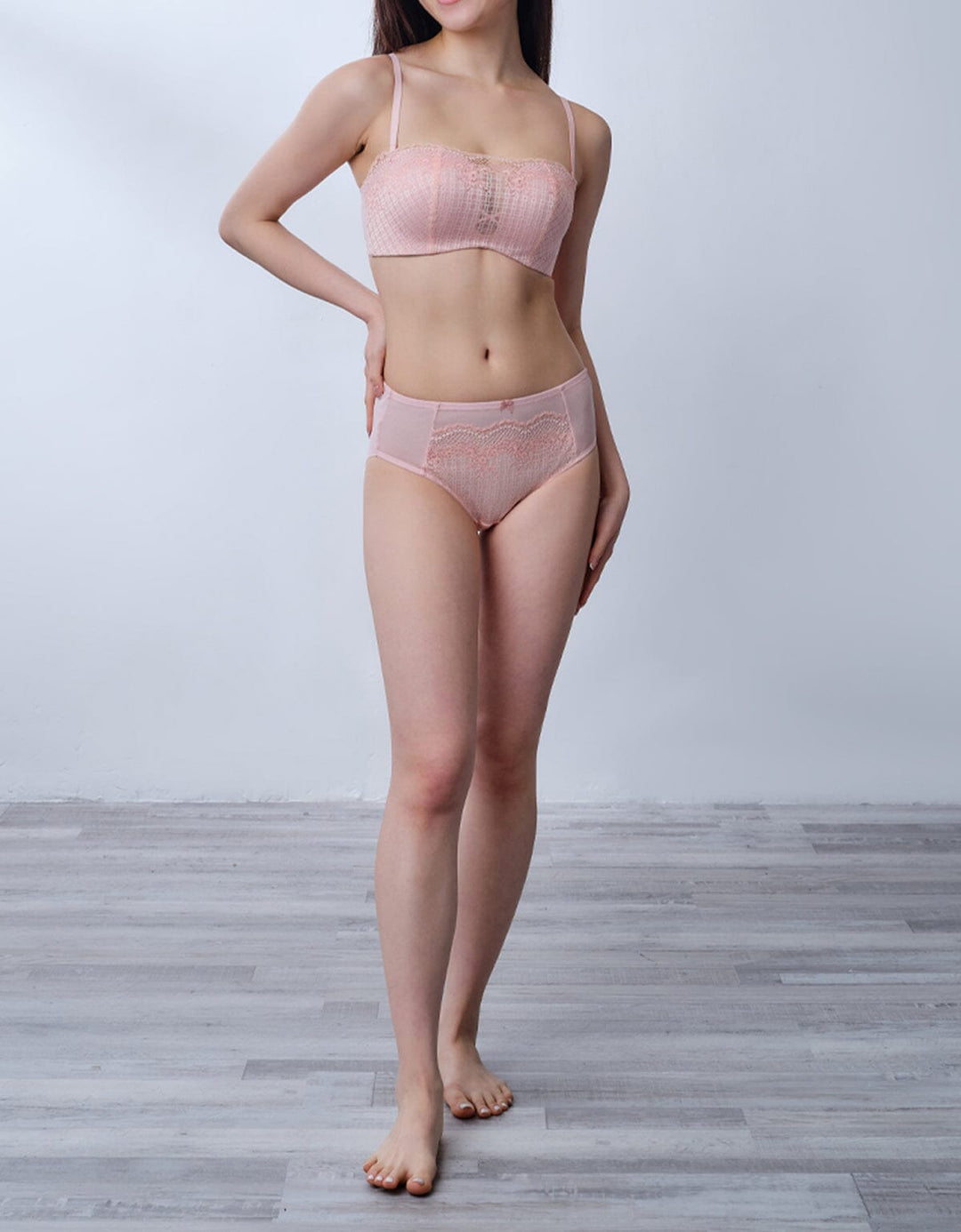 SUSTAINABLE REherbafoam™ Strapless Push Up Lace Bra Bra Her own words 