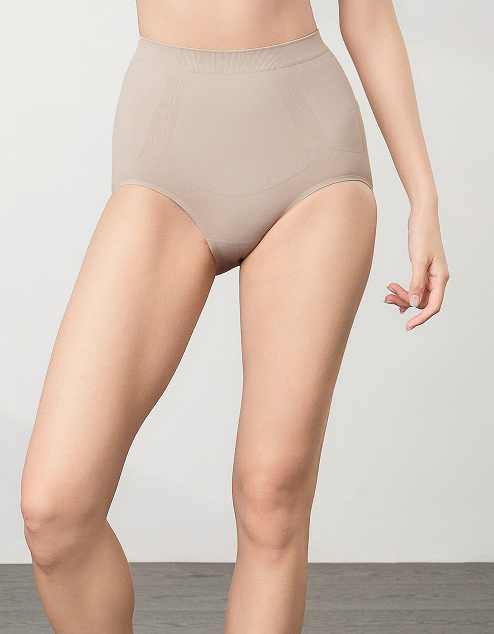 LIGHT CONTROL Seamless Knit Super High-rise Brief High Waist Brief Her own words 