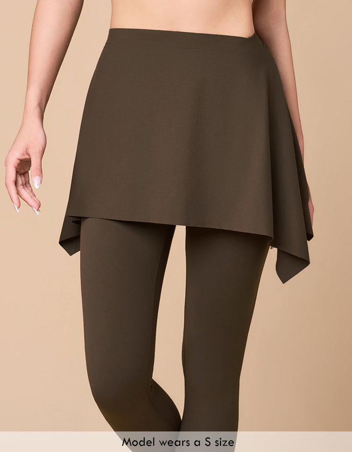 HOW-EFFORTLESS Cover-Up Skirt Skirt Her own words SPORTS 