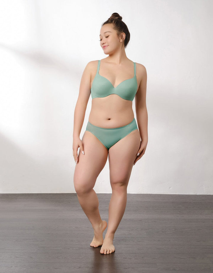 SIGNATURE Lightly Lined Bra Bra Her own words 