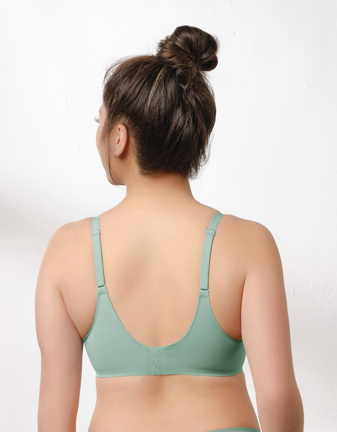 SIGNATURE Lightly Lined Bra Bra Her own words 