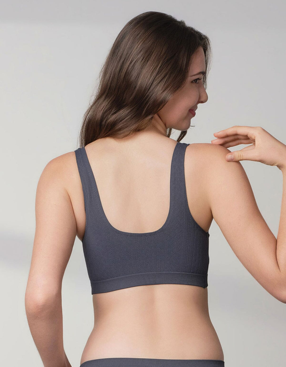 INVISIBLE Seamless Knit Square Neck Light Push Up Bra Top Bra Her own words 