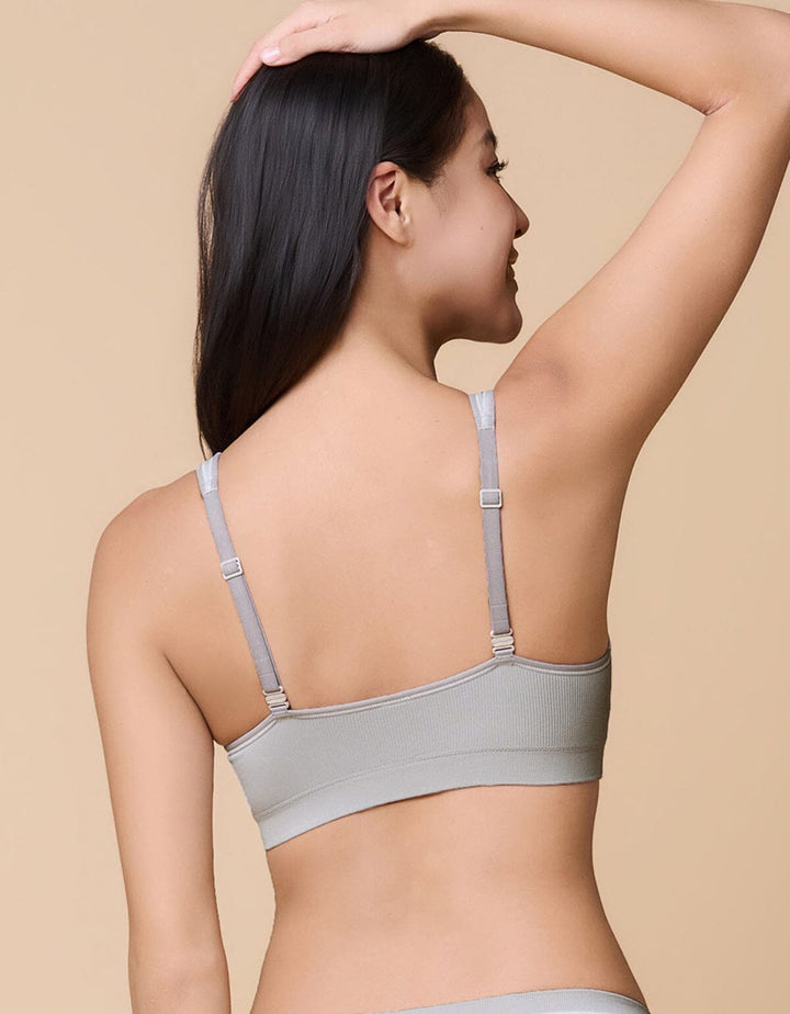 INVISIBLE Seamless Knit Rib Deep V Non-Wired Bra Bra Her own words 