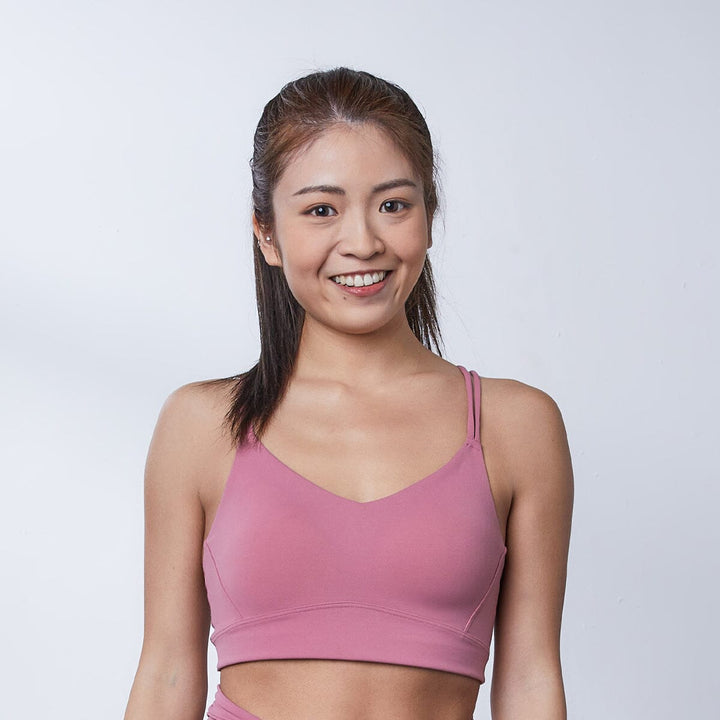 HOW- Effortless REextraSkin™ Medium Impact Yoga Sports Bra Sports Bra Her own words SPORTS 