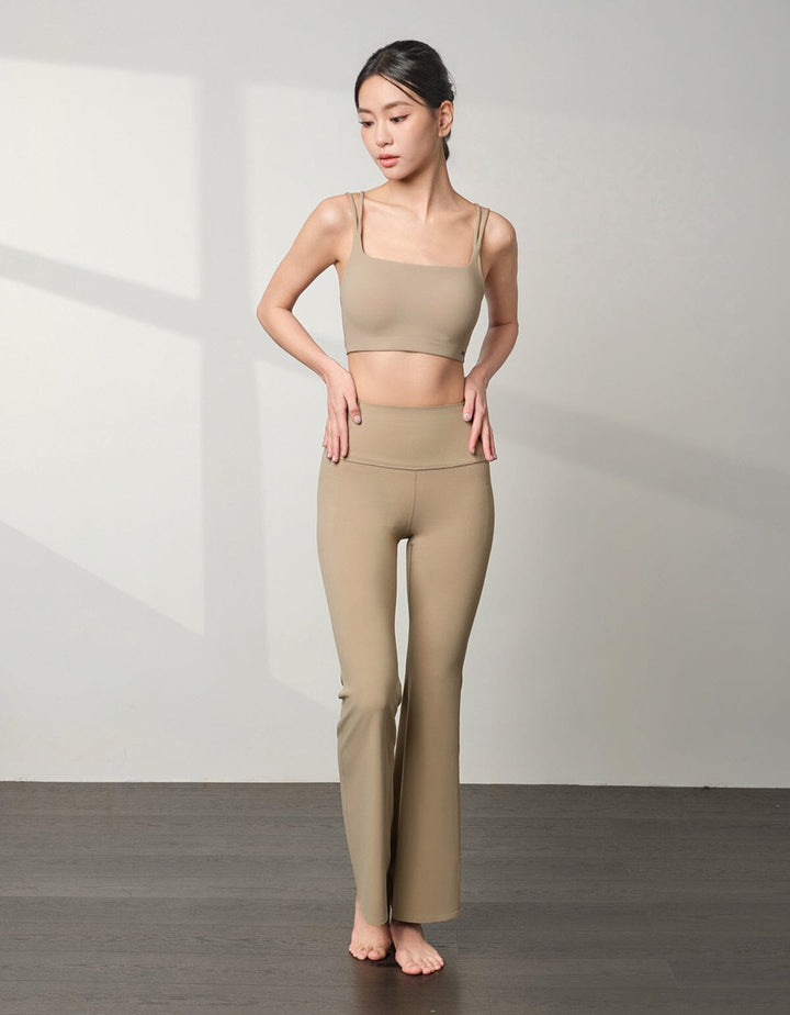 HOW-EFFORTLESS Leggings Her own words SPORTS 