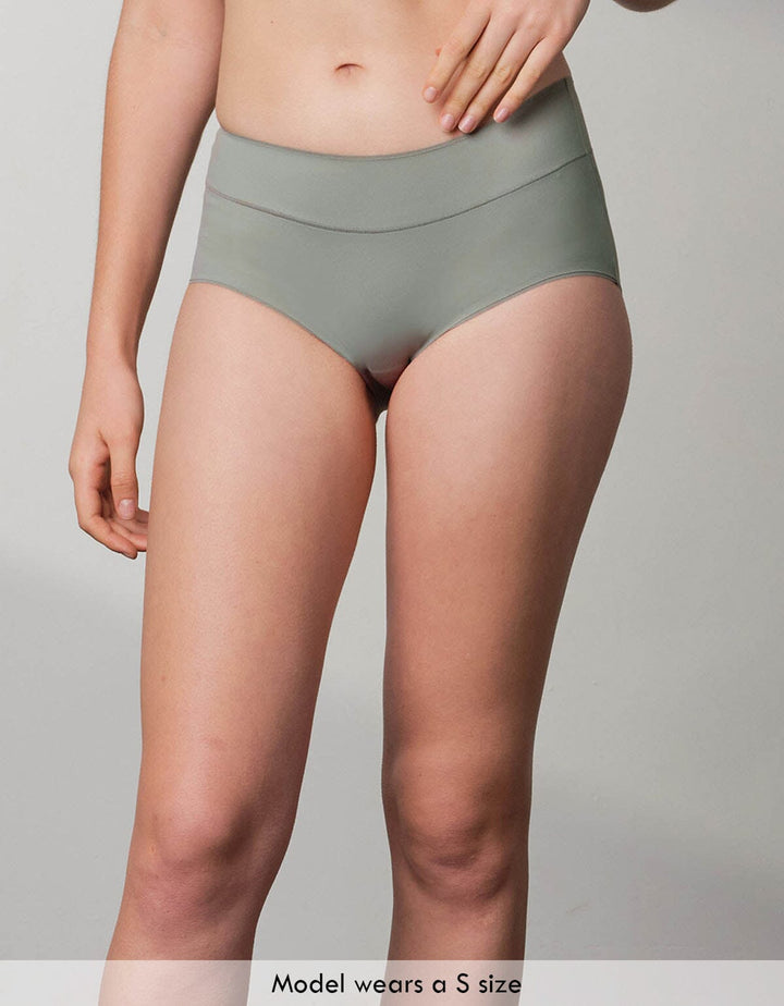 SIGNATURE Boyleg Panty Boyleg Her own words 