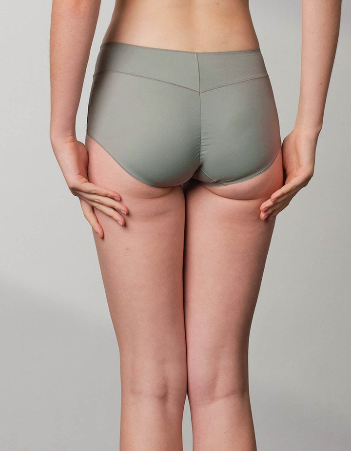 SIGNATURE Boyleg Panty Boyleg Her own words 