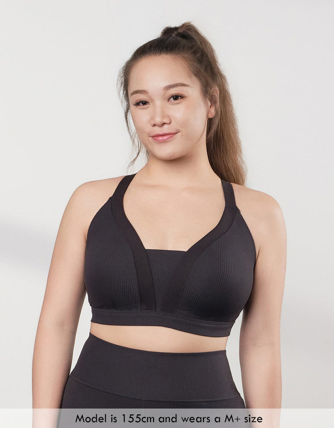 HOW-EFFORTLESS REextraSkin™ Mixed Fabric Triangle Sports Bra Sports Bra Her own words SPORTS 